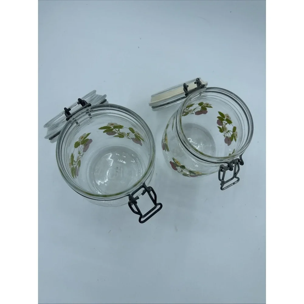Set Of 2 Arc France Strawberry Blossom Glass Canisters 1960s 1.0 Liter & 3/4 L